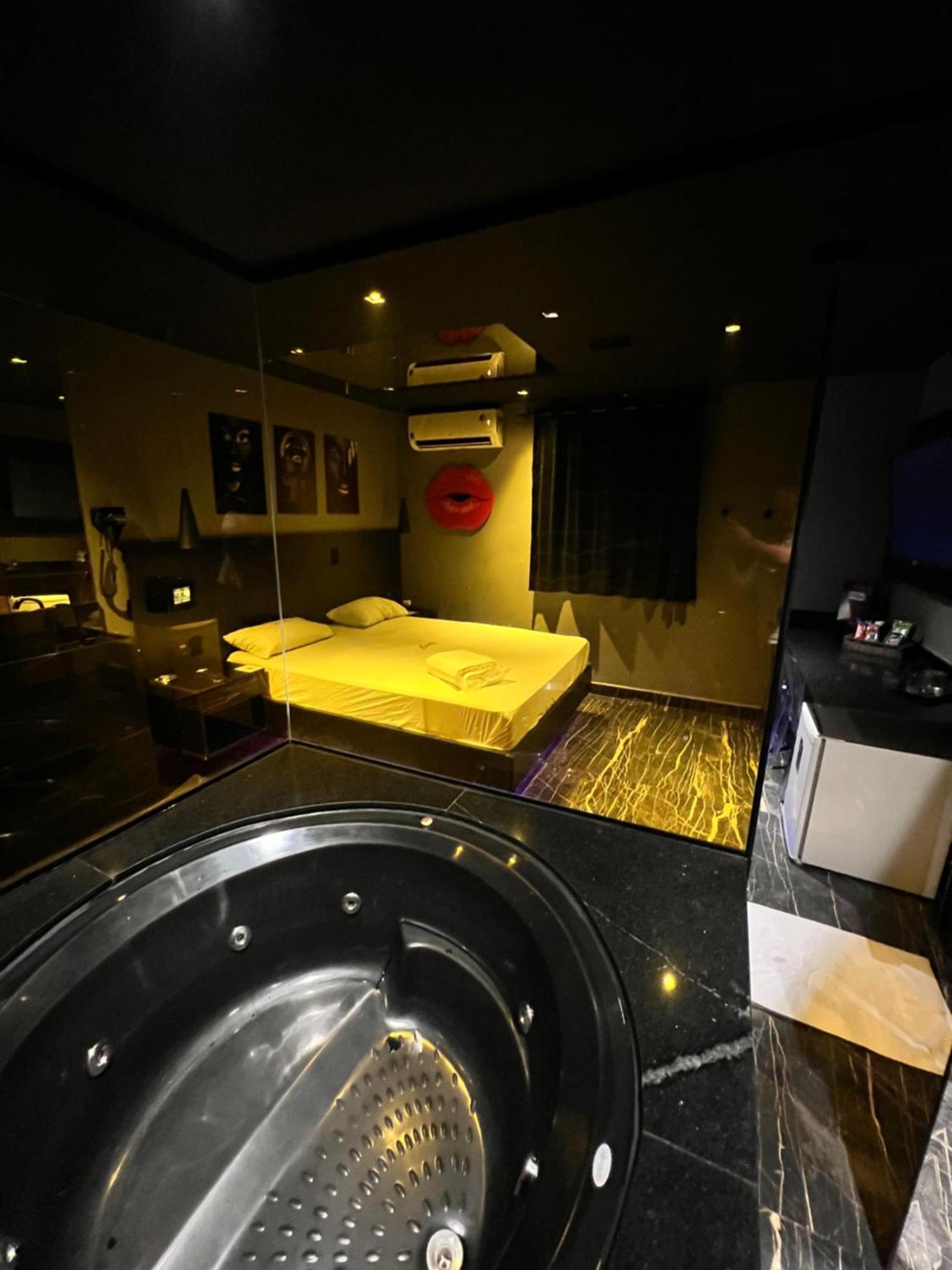 Motel Contigo Guarulhos Exteriör bild