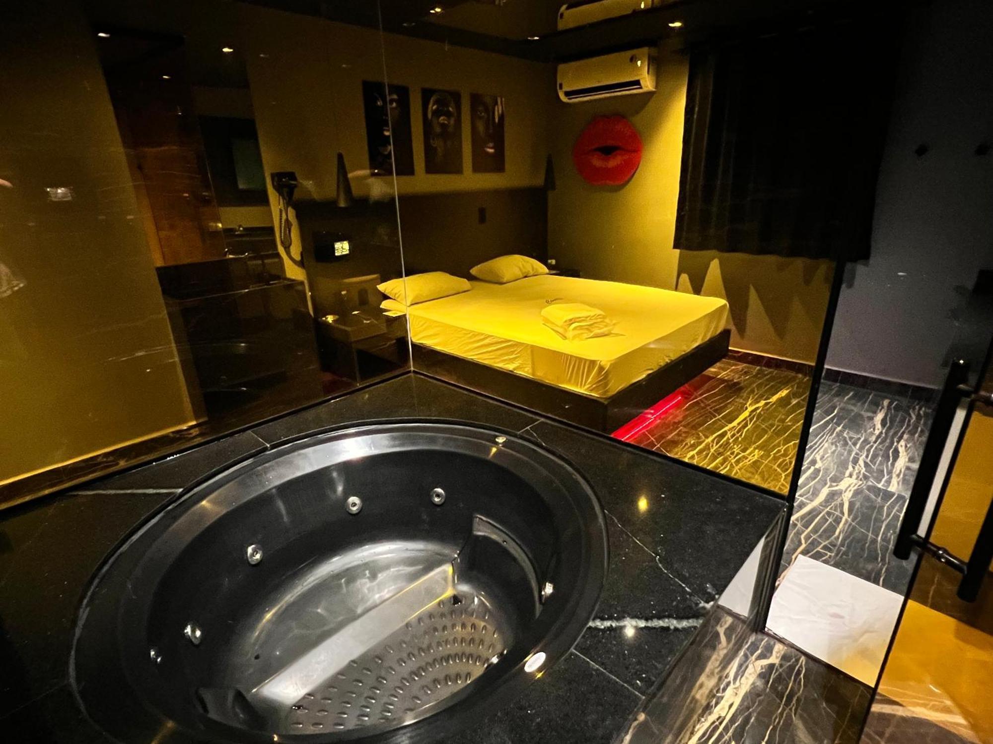 Motel Contigo Guarulhos Exteriör bild